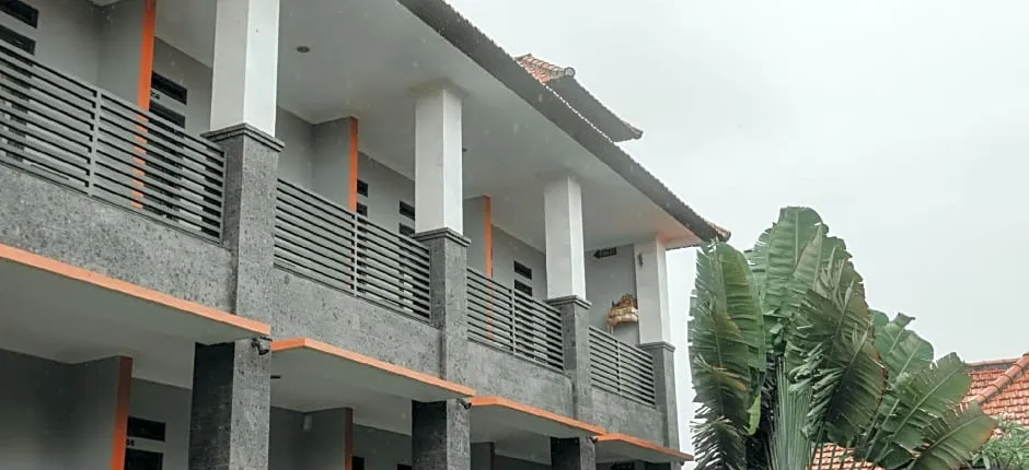 Hotel Diana 2