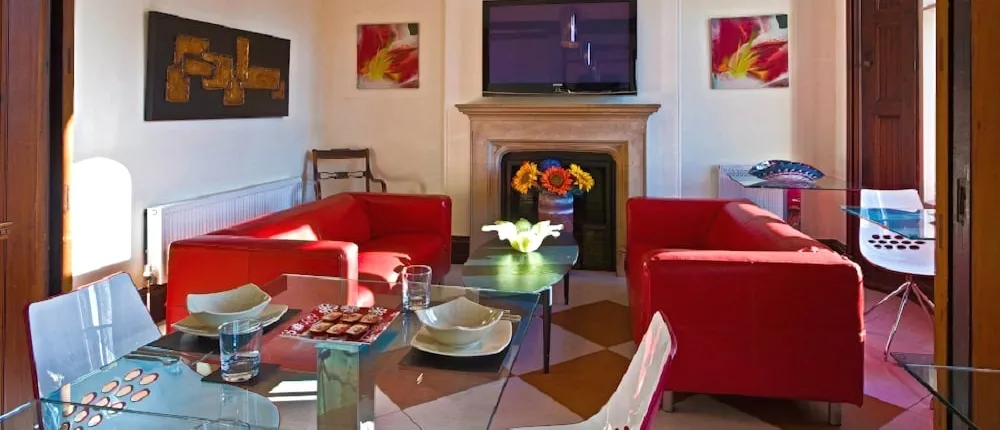 The Godalming Hotel