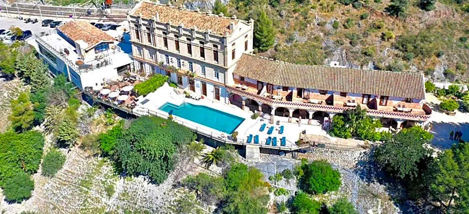 Complejo Turístico La Garganta