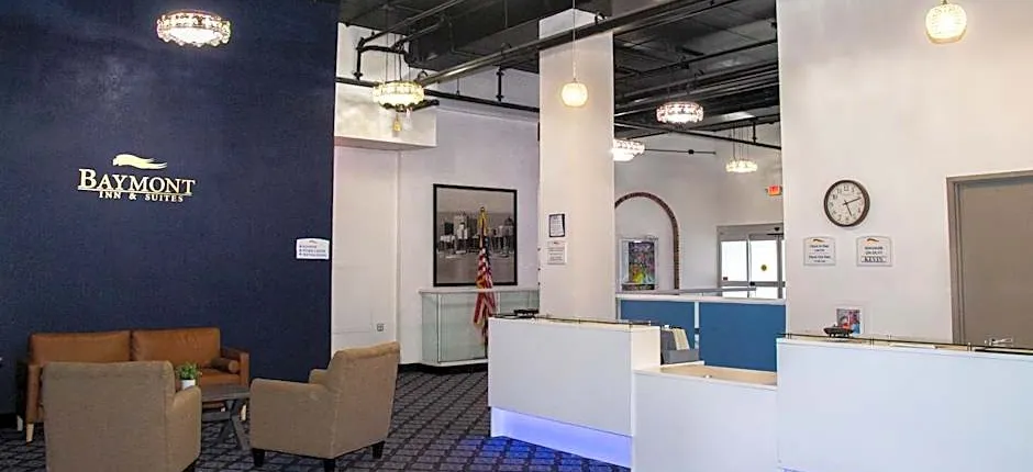 Baymont by Wyndham Delavan Near Lake Geneva