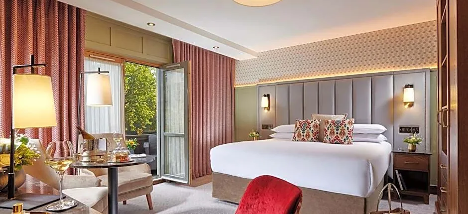 Westport Plaza Hotel, Spa & Leisure