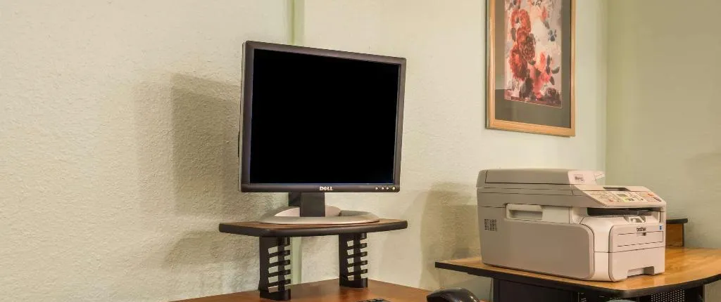 MICROTEL INN AND SUITES BY WYNDHAM KANSAS CITY AIRP