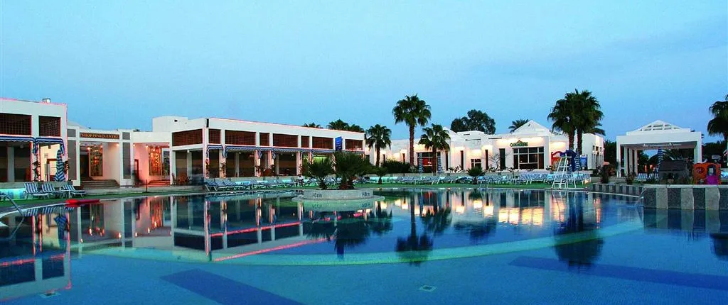 Maritim Jolie Ville Resort & Casino