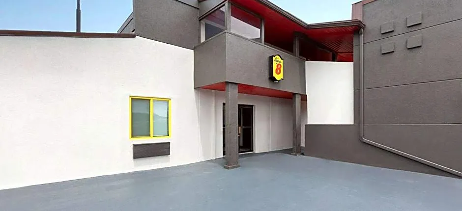 Super 8 by Wyndham Bridgeport/Clarksburg Area