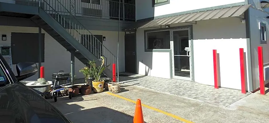 Southmore Boulevard Motel