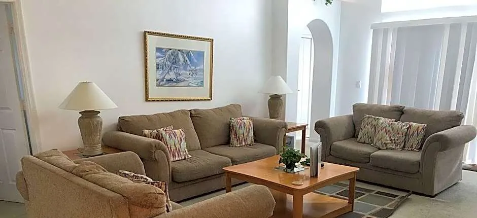 Kissimmee Vacation Homes by Shine FM