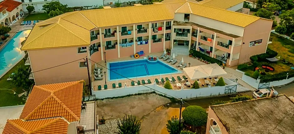 Timos Hotel