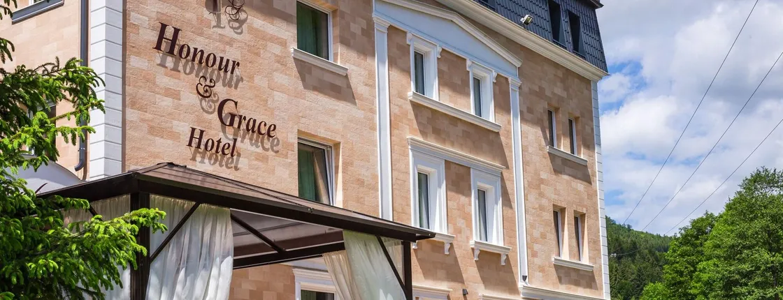 Honour And Grace Hotel