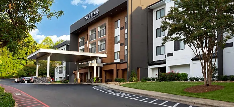 Courtyard by Marriott Winston-Salem Hanes Mall