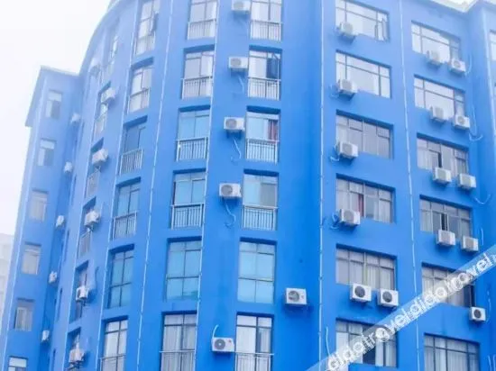 New Shangri-La Hotel