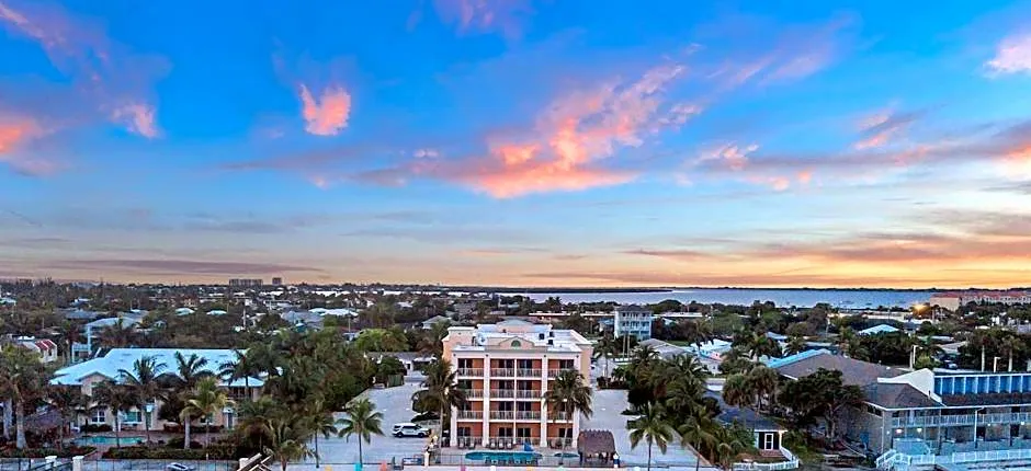 Hutchinson Island Hotel and Suites