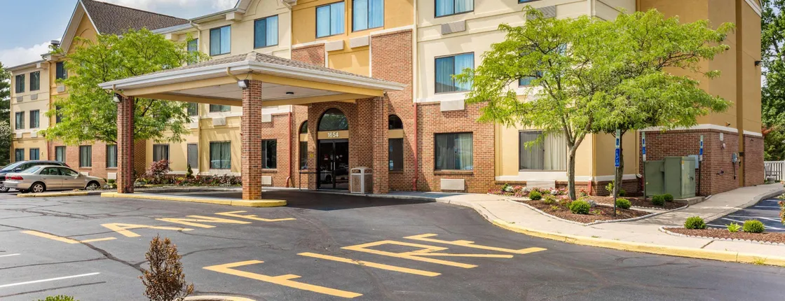 Comfort Suites (Dover)