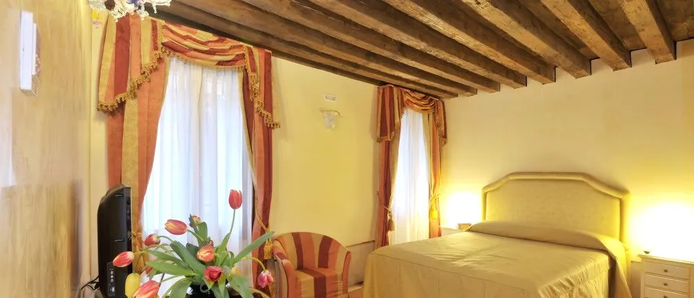Alla Vigna Room Only