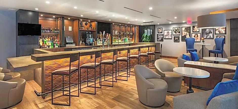 Four Points by Sheraton Los Angeles Westside