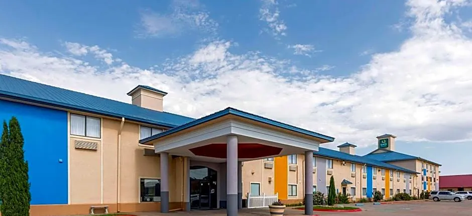 Quality Inn & Suites Wichita Falls I-44