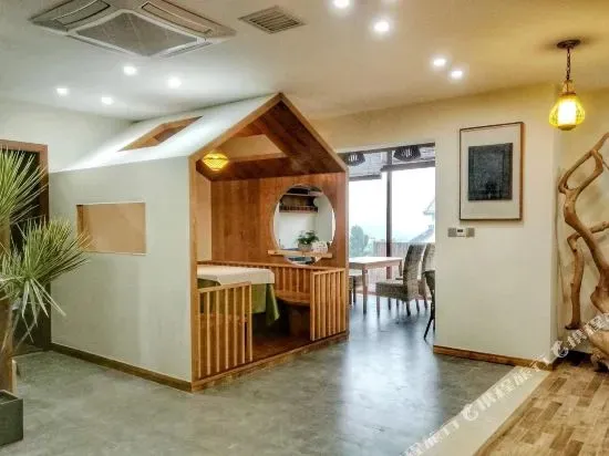 Hangzhou Lingyin Zhanrantang Holiday Hotel