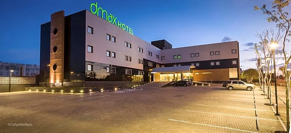 DMax Hotel
