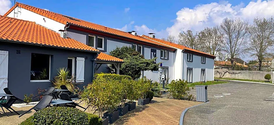 Kyriad Bordeaux Lormont