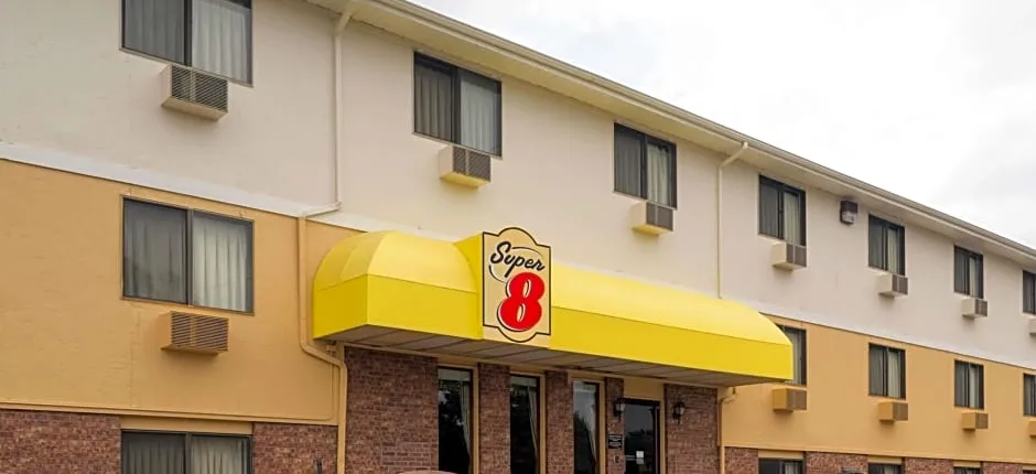 Super 8 by Wyndham Omaha NE