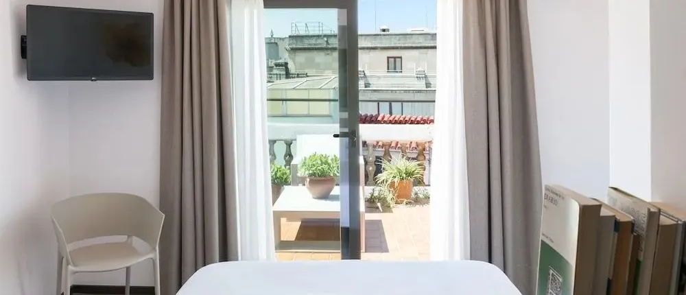 Puerta Catedral Holiday Suites