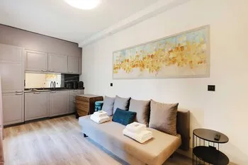 Modern Apartment With Balcony - 2br/6p- Roquette, Paris