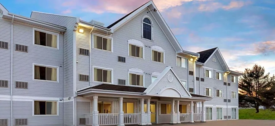 Ramada by Wyndham Miramichi New Brunswick