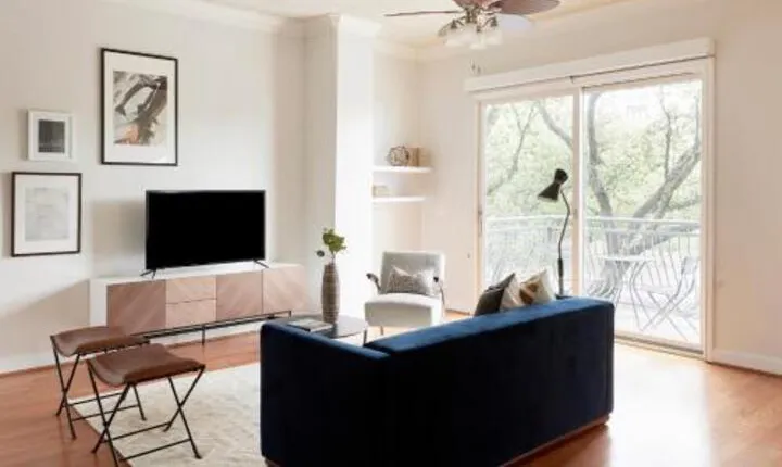 Sonder Bayou on the Bend