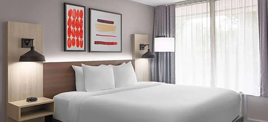 Hawthorn Extended Stay by Wyndham Columbia / Ft. Jackson
