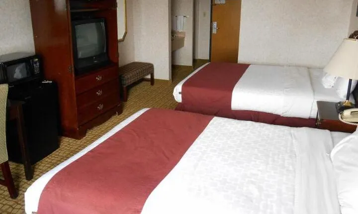 GuestHouse Inn & Suites Sioux Falls