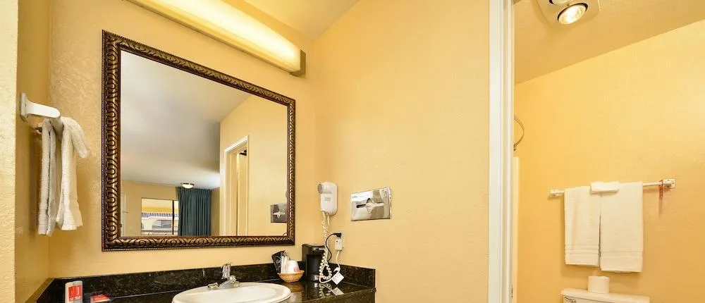 ECONO LODGE INN & SUITES EL CAJON SAN DIEGO EAST