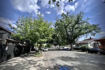 WHOLE Family 4th Ave