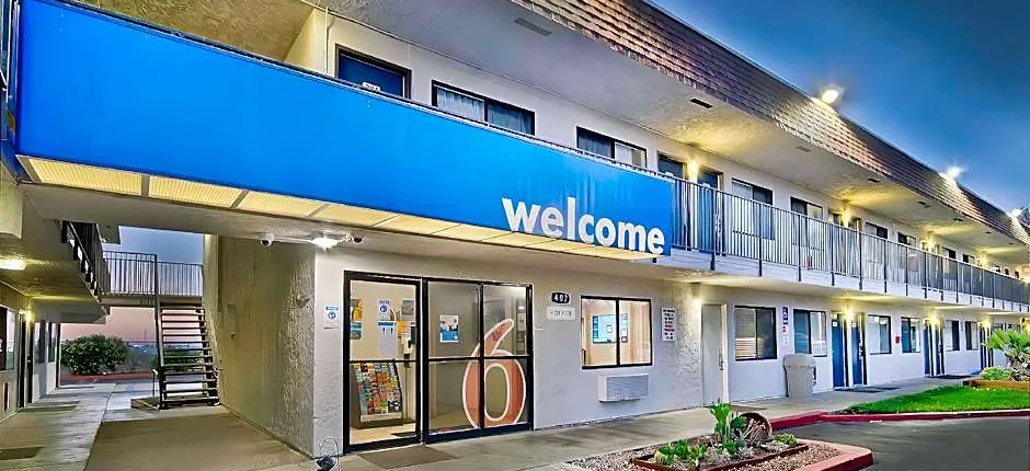 Motel 6-Palmdale, CA