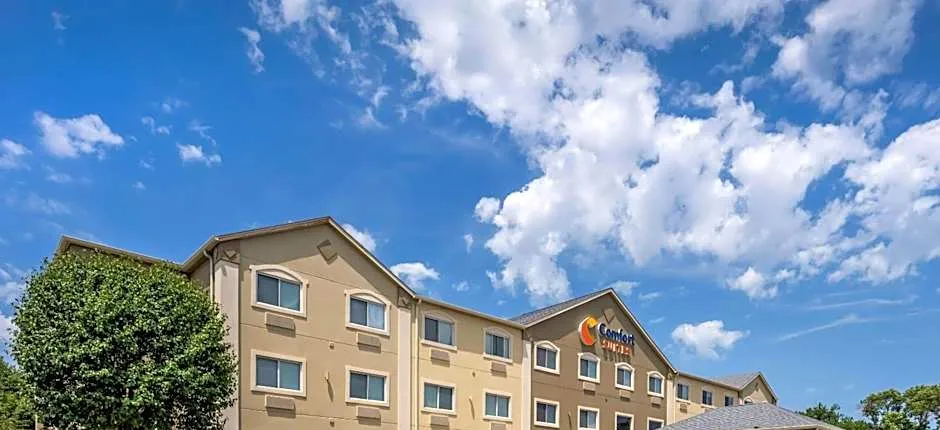 Comfort Suites Omaha Northwest