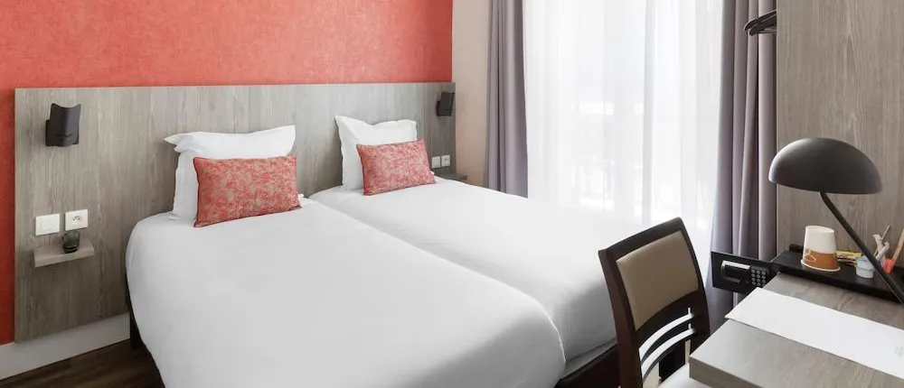 SURE HOTEL BY BEST WESTERN PARIS GARE DU NORD (EX-FAUBOURG 216-224)