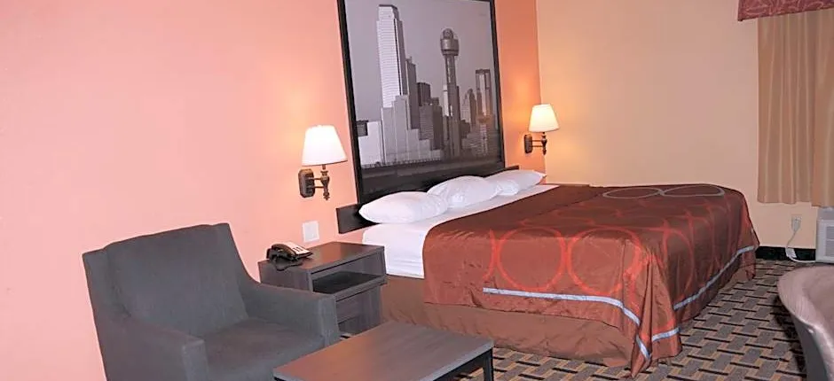 Super 8 by Wyndham Farmers Branch/North Dallas