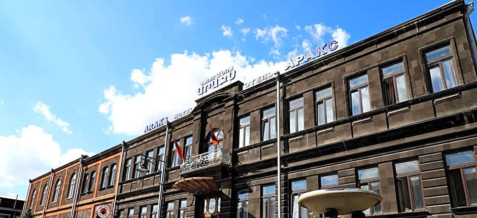 Araks Hotel Complex