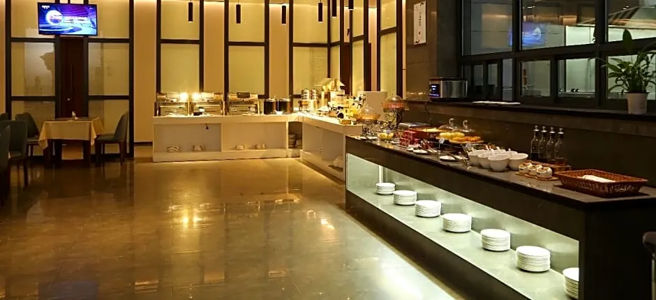 Borrman Hotel Huaihua South High-speed ​​Railway Station Wanda Plaza