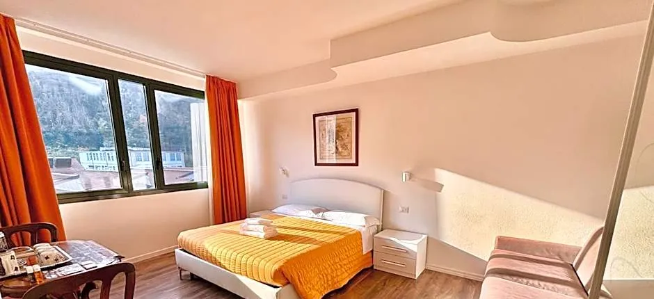 Victoria Royal Garden