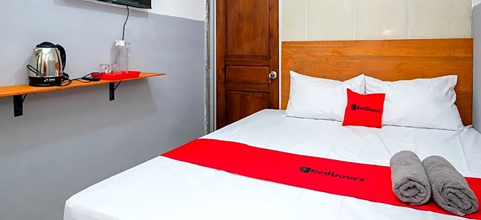RedDoorz @ Pucang Anom Timur Surabaya