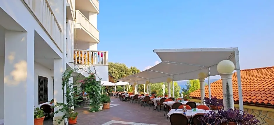 Depadansa Hotel Lucija***
