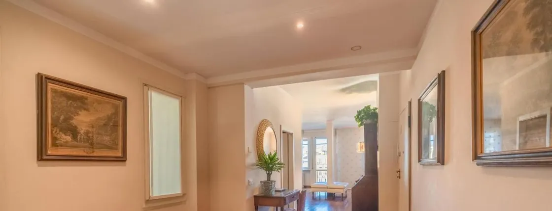 Ponte Vecchio View Luxury Apartment