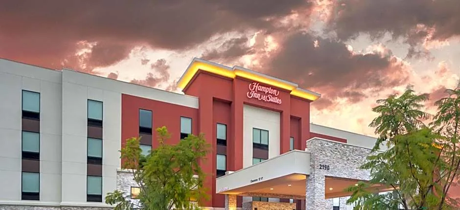 Hampton Inn By Hilton & Suites Santa Maria