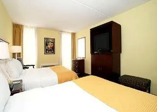 Ramada Wichita Airport