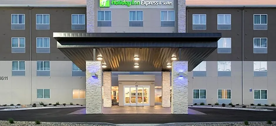 Holiday Inn Express & Suites Rapid City - Rushmore South By IHG