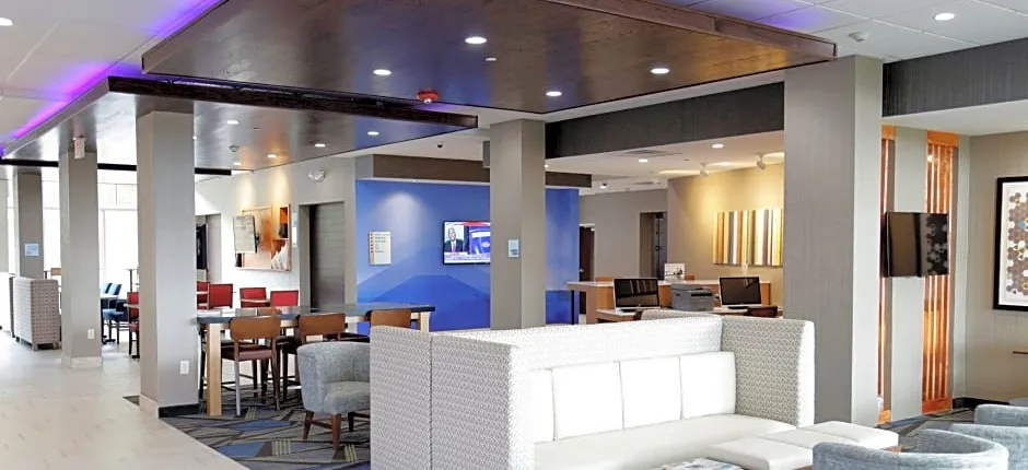 Holiday Inn Express & Suites Alabaster By IHG