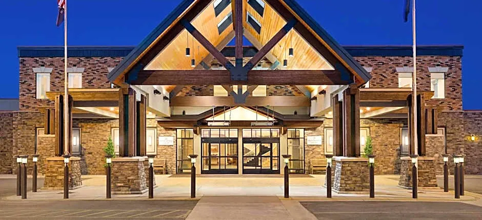Delta Hotels by Marriott Helena Colonial