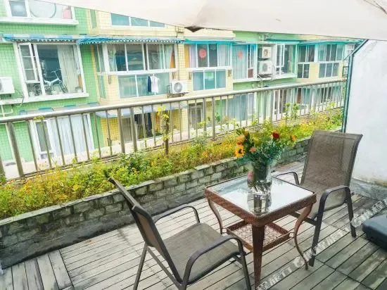 Chengdu Art Style Hotel