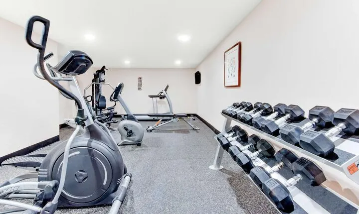 Baymont by Wyndham Midland Airport