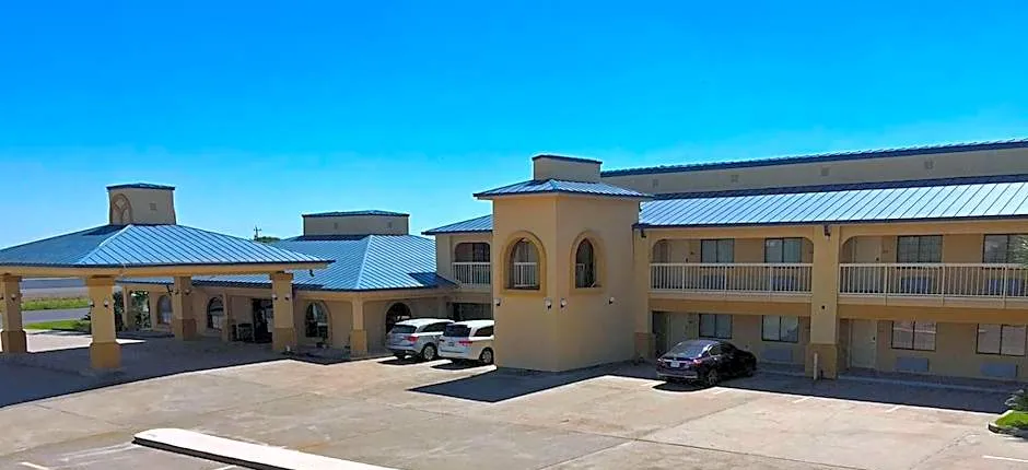 Americas Best Value Inn - Bishop / Kingsville