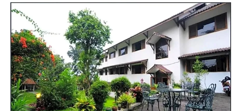 Graha Asri Hotel by Qinarya